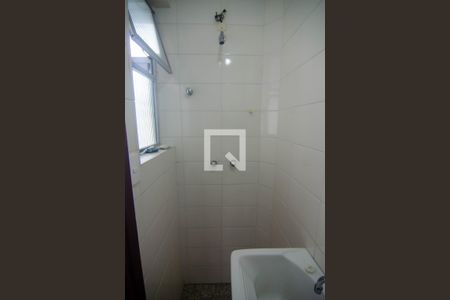 Apartamento à venda com 165m², 4 quartos e 2 vagas Apartamento à venda com 165m², 4 quartos e 2 vagasBanheiro de Serviço