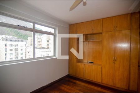 Apartamento à venda com 165m², 4 quartos e 2 vagas Apartamento à venda com 165m², 4 quartos e 2 vagasQuarto 1