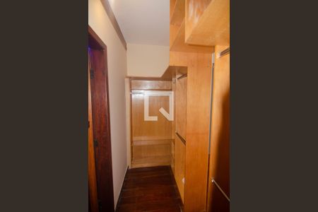 Apartamento à venda com 165m², 4 quartos e 2 vagas Apartamento à venda com 165m², 4 quartos e 2 vagasQuarto 4