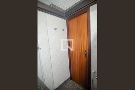 Apartamento à venda com 165m², 4 quartos e 2 vagas Apartamento à venda com 165m², 4 quartos e 2 vagasBanheiro do Quarto 3