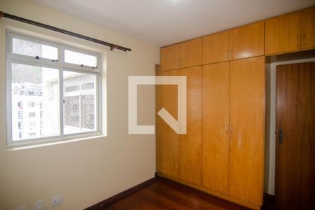 Apartamento à venda com 165m², 4 quartos e 2 vagas Apartamento à venda com 165m², 4 quartos e 2 vagasQuarto 2