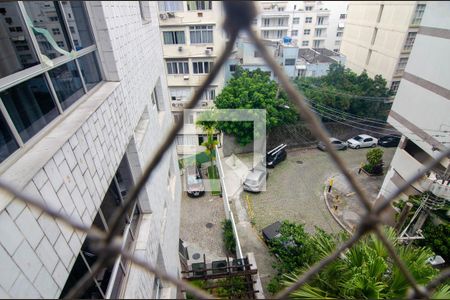 Apartamento à venda com 165m², 4 quartos e 2 vagas Apartamento à venda com 165m², 4 quartos e 2 vagasVista da Sala