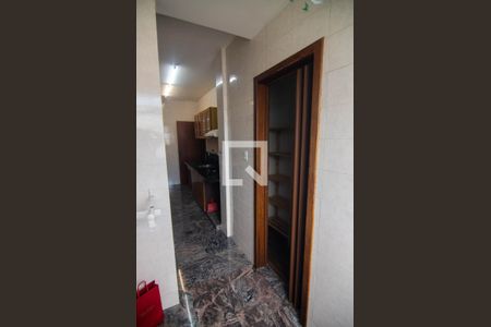 Apartamento à venda com 165m², 4 quartos e 2 vagas Apartamento à venda com 165m², 4 quartos e 2 vagasÁrea de Serviço