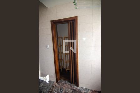 Apartamento à venda com 165m², 4 quartos e 2 vagas Apartamento à venda com 165m², 4 quartos e 2 vagasÁrea de Serviço