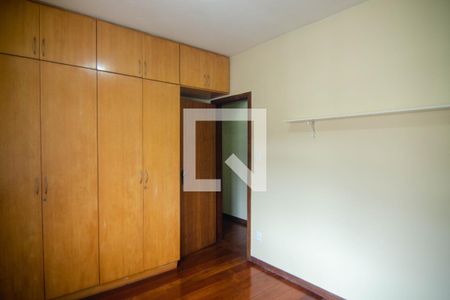 Apartamento à venda com 165m², 4 quartos e 2 vagas Apartamento à venda com 165m², 4 quartos e 2 vagasQuarto 2