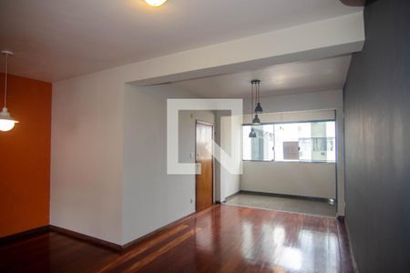 Apartamento à venda com 165m², 4 quartos e 2 vagas Apartamento à venda com 165m², 4 quartos e 2 vagasSala