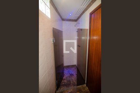 Apartamento à venda com 165m², 4 quartos e 2 vagas Apartamento à venda com 165m², 4 quartos e 2 vagasBanheiro do Quarto 4