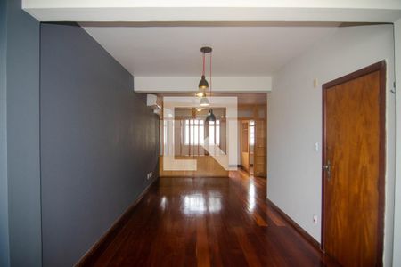 Apartamento à venda com 165m², 4 quartos e 2 vagas Apartamento à venda com 165m², 4 quartos e 2 vagasSala