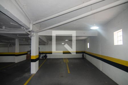 Apartamento à venda com 165m², 4 quartos e 2 vagas Apartamento à venda com 165m², 4 quartos e 2 vagasEstacionamento