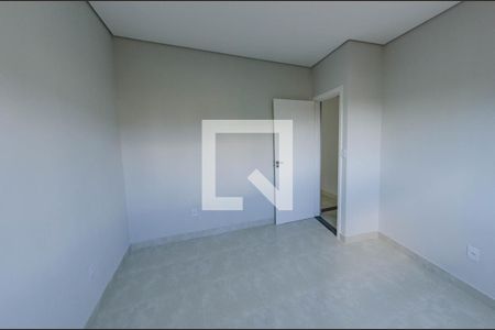 Quarto 1 de casa para alugar com 2 quartos, 90m² em Palmeiras, Belo Horizonte