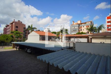 Sala_Vista de apartamento à venda com 2 quartos, 81m² em Jardim Lindóia, Porto Alegre