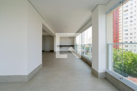 Apartamento à venda com 265m², 4 quartos e 6 vagasVaranda