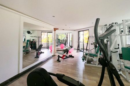 Apartamento à venda com 357m², 4 quartos e 4 vagasÁrea comum - Academia