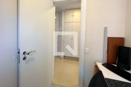 Apartamento à venda com 357m², 4 quartos e 4 vagasQuarto de Serviço 1