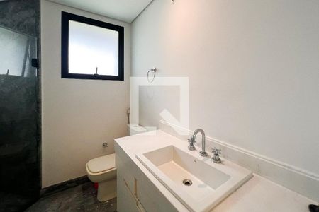 Apartamento à venda com 357m², 4 quartos e 4 vagasBanheiro da Suíte 2
