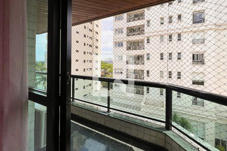 Apartamento à venda com 357m², 4 quartos e 4 vagasVaranda