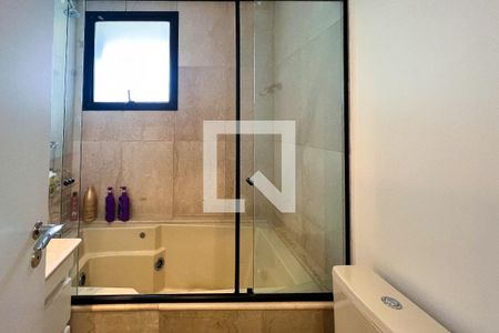 Apartamento à venda com 357m², 4 quartos e 4 vagasBanheiro da Suíte 1