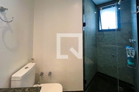 Apartamento à venda com 357m², 4 quartos e 4 vagasBanheiro da Suíte 3