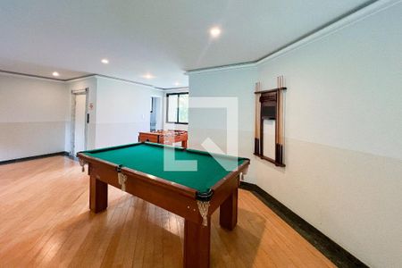 Apartamento à venda com 357m², 4 quartos e 4 vagasÁrea Comum - Sala de Jogos