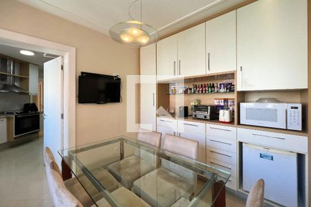 Apartamento à venda com 357m², 4 quartos e 4 vagasCopa