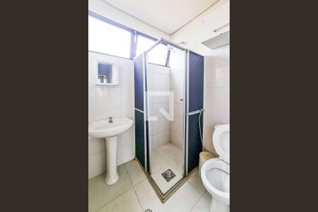 Apartamento à venda com 65m², 2 quartos e 1 vaga Apartamento à venda com 65m², 2 quartos e 1 vagaBanheiro