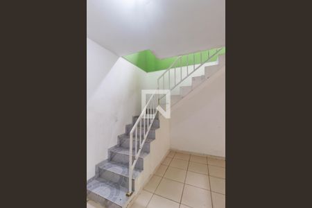 Casa à venda com 157m², 4 quartos e 7 vagasEscada
