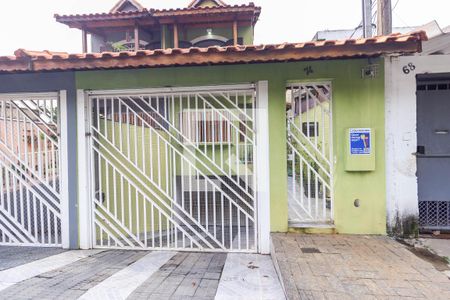 Casa à venda com 157m², 4 quartos e 7 vagasFachada
