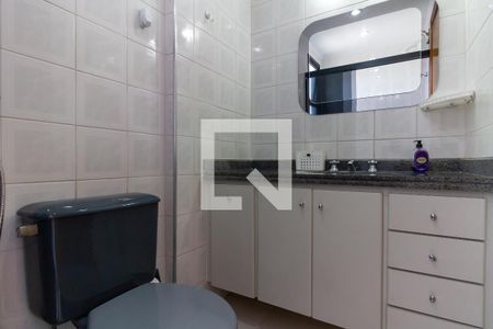 Apartamento à venda com 70m², 2 quartos e 2 vagasBanheiro da Suíte