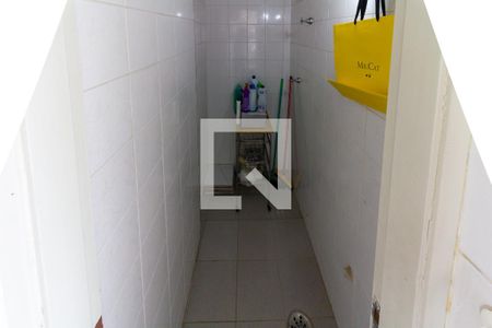 Apartamento à venda com 70m², 2 quartos e 2 vagasDespensa