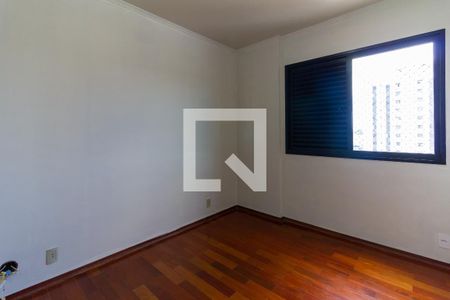 Apartamento à venda com 70m², 2 quartos e 2 vagasQuarto 2