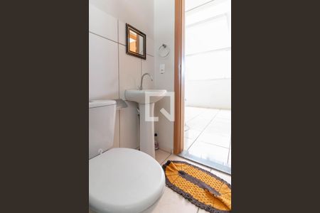 Apartamento à venda com 52m², 2 quartos e 1 vaga Apartamento à venda com 52m², 2 quartos e 1 vagaBanheiro Social