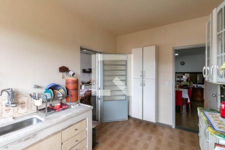 Casa para alugar com 500m², 3 quartos e 3 vagas Casa para alugar com 500m², 3 quartos e 3 vagasCozinha