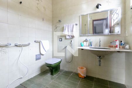 Casa para alugar com 500m², 3 quartos e 3 vagas Casa para alugar com 500m², 3 quartos e 3 vagasBanheiro da Suíte