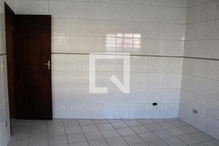 Casa para alugar com 100m², 2 quartos e 6 vagasCozinha