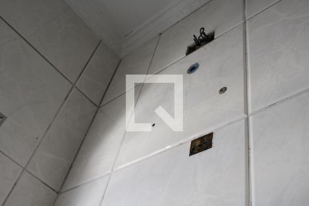 Casa para alugar com 100m², 2 quartos e 6 vagasBanheiro 2