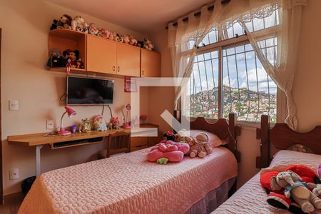 Apartamento à venda com 142m², 4 quartos e 1 vagaQuarto 2