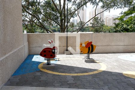 Apartamento para alugar com 24m², 1 quarto e sem vaga Apartamento para alugar com 24m², 1 quarto e sem vagaÁrea comum - Playground