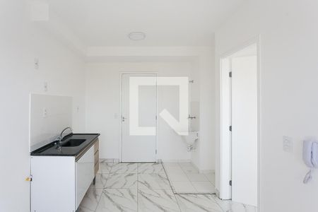 Sala / cozinha / Serviço de apartamento para alugar com 1 quarto, 24m² em Vila Nova das Belezas, São Paulo