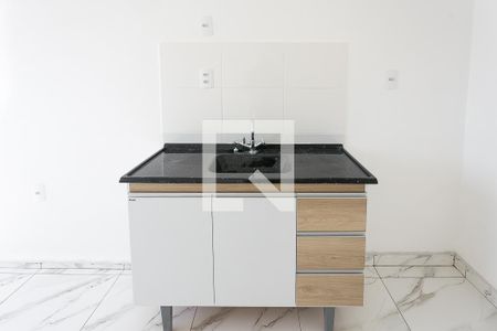 Sala / cozinha / Serviço de apartamento para alugar com 1 quarto, 24m² em Vila Nova das Belezas, São Paulo