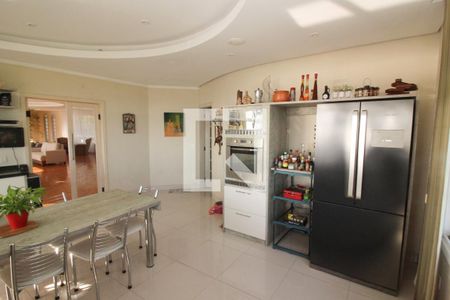 Casa para alugar com 651m², 4 quartos e 4 vagasCozinha