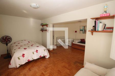 Casa para alugar com 651m², 4 quartos e 4 vagasSuíte 1