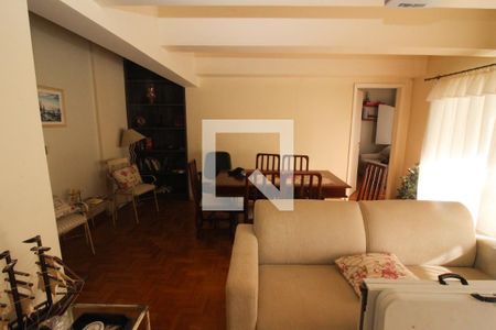 Casa para alugar com 651m², 4 quartos e 4 vagasSuíte 1