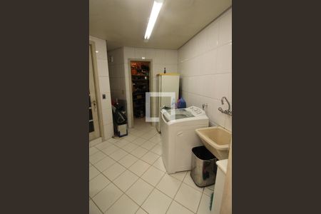 Casa para alugar com 651m², 4 quartos e 4 vagasÁrea de Serviço