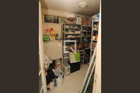 Casa para alugar com 651m², 4 quartos e 4 vagasDispensa