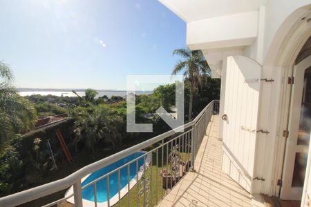 Casa para alugar com 651m², 4 quartos e 4 vagasSacada da Sala 2