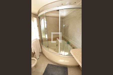 Casa para alugar com 651m², 4 quartos e 4 vagasBanheiro da Suíte 2