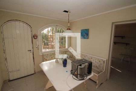 Casa para alugar com 651m², 4 quartos e 4 vagasQuarto de Serviço