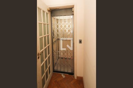 Casa para alugar com 651m², 4 quartos e 4 vagasElevador