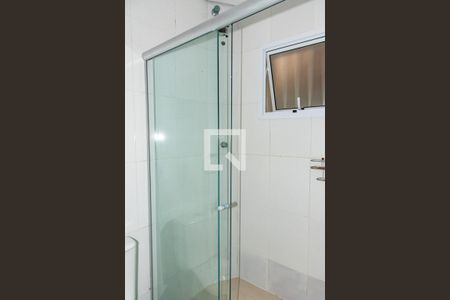 Banheiro de kitnet/studio para alugar com 1 quarto, 40m² em Vila São José, São Paulo