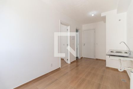 Cozinha de apartamento para alugar com 1 quarto, 25m² em Jardim Santa Emília, São Paulo